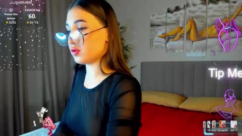 Emily online show from March 2026 01:33:01 AM