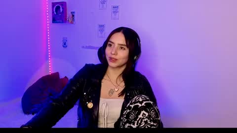 Emily Lindey online show from May 2026 03:56:01 AM