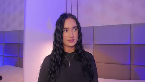 Snapshot of emily_luve chatting on January 2026 03:27:02 PM emily_luve online show from January 2026 03:27:02 PM