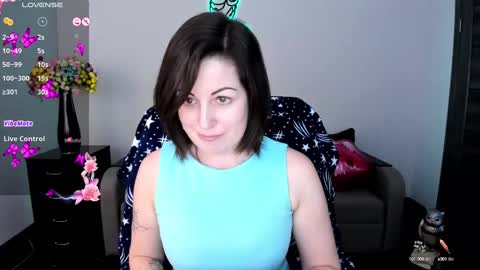 Emily online show from March 2025 06:19:02 PM