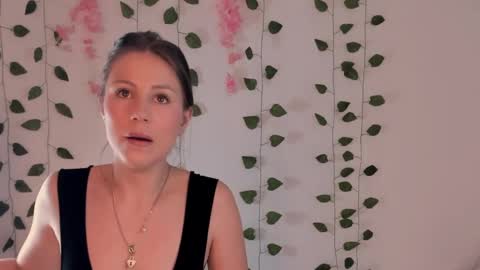 Snapshot of emily_montoya chatting on February 2025 02:40:01 AM Emily online show from February 2025 02:40:01 AM