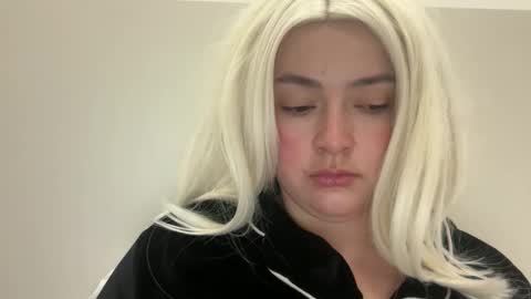 emily_morning_dew online show from February 2026 04:39:02 AM