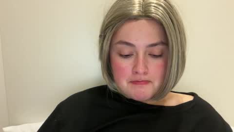 emily_morning_dew online show from April 2026 07:26:01 PM