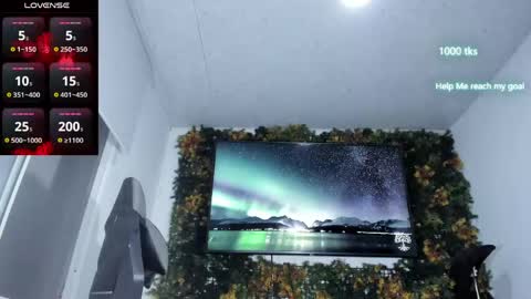 emily_palmeer online show from May 2026 09:27:02 AM
