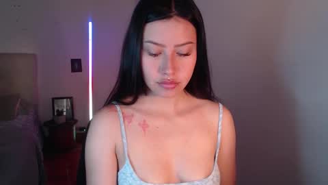 Emily  Swan online show from January 2025 04:42:01 PM