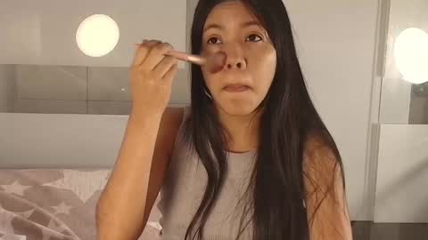 Emily online show from November 2025 12:05:02 PM