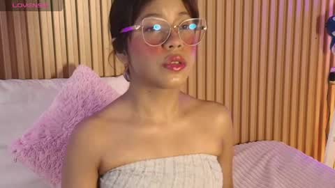 Emily online show from May 2026 12:10:01 PM