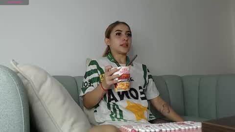 Emily  online show from October 2025 03:07:01 PM