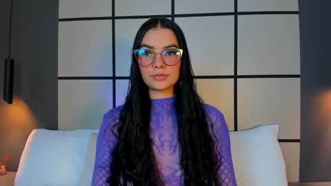 emily_tolson online show from February 2026 06:01:02 PM