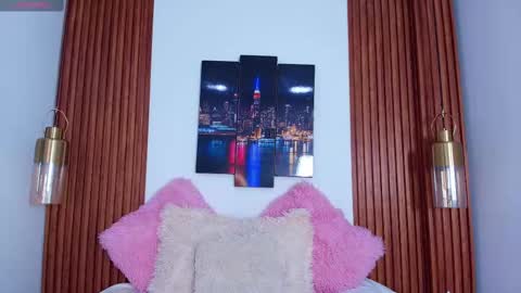 Emily. online show from October 2025 03:16:02 AM