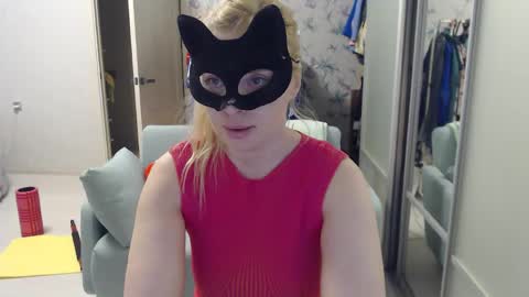 Emily online show from April 2026 06:58:02 PM
