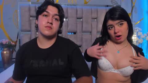 Amily  Andrew online show from September 2025 04:45:01 AM