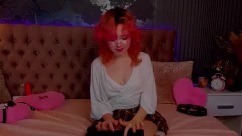 Snapshot of emilyangels chatting on December 2025 07:38:01 AM Baby Emelli online show from December 2025 07:38:01 AM