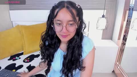 Emily Bluush online show from March 2026 07:44:01 PM