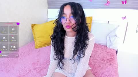 Emily Bluush online show from April 2026 07:25:02 PM