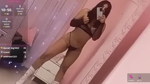 Snapshot of emilybta chatting on February 2025 07:09:02 AM EMILY online show from February 2025 07:09:02 AM