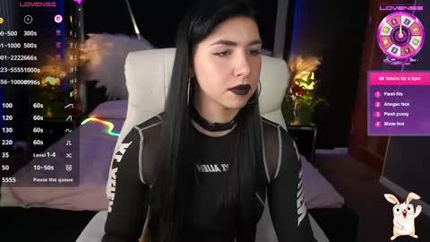 Emy online show from May 2026 07:04:01 AM