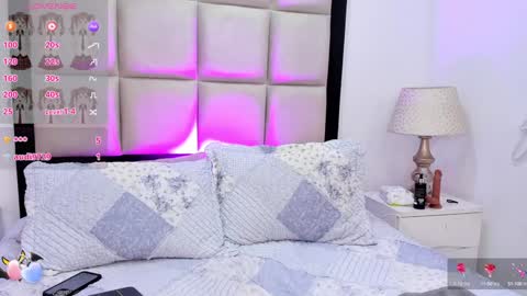 Emily online show from December 2024 06:43:02 AM