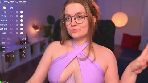 Emily  online show from February 2025 12:36:02 PM