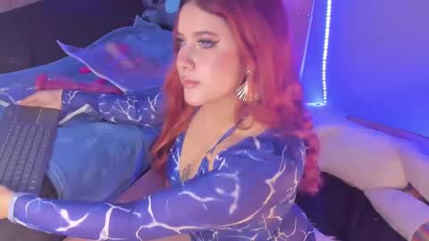 Snapshot of emilyfox1223 chatting on September 2025 12:22:02 AM rosse foxter online show from September 2025 12:22:02 AM