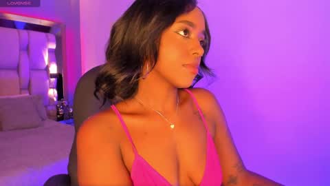 Snapshot of emilyhaan_ chatting on February 2025 07:30:01 PM Emily online show from February 2025 07:30:01 PM