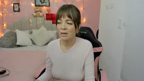 Emily online show from January 2026 09:18:02 PM