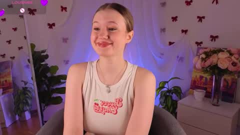 Emi online show from February 2026 01:15:02 AM