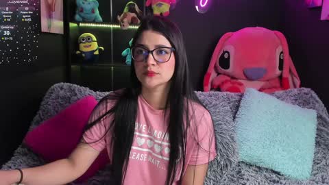 Snapshot of emilyjhonson_1 chatting on January 2025 02:03:02 PM Emily Jhonson online show from January 2025 02:03:02 PM