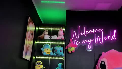 Snapshot of emilyjhonson_1 chatting on March 2025 06:33:01 PM Emily Jhonson online show from March 2025 06:33:01 PM