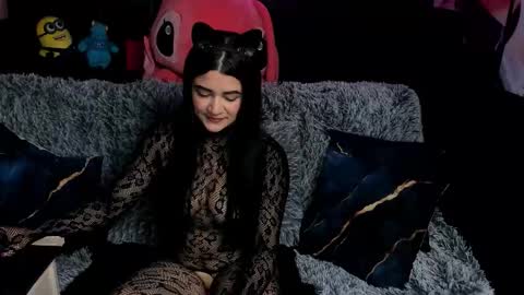 Snapshot of emilyjhonson_1 chatting on October 2025 01:23:01 PM Emily Jhonson online show from October 2025 01:23:01 PM