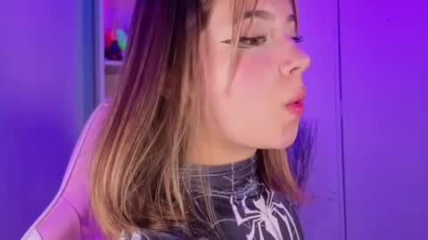 VALEEEN online show from February 2026 04:19:02 PM