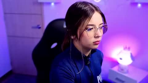 VALEEEN online show from June 2026 03:38:02 PM