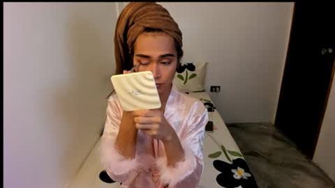 emilyluna07 online show from July 2026 07:09:01 PM