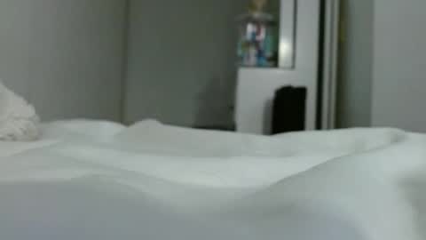 emily monrro online show from February 2025 02:30:01 AM