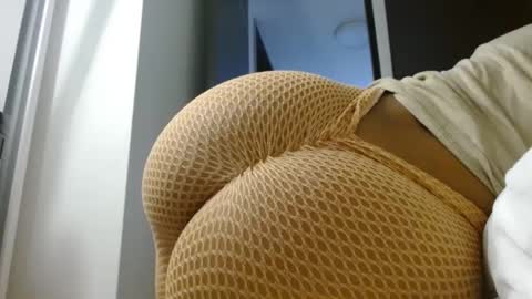 emily monrro online show from September 2025 12:05:02 PM