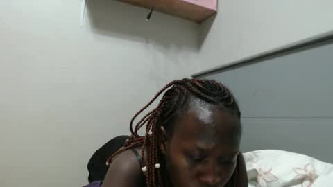 Emilly online show from April 2026 10:40:02 PM