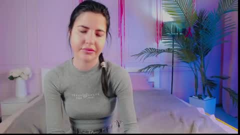 Emily online show from May 2026 08:29:01 PM