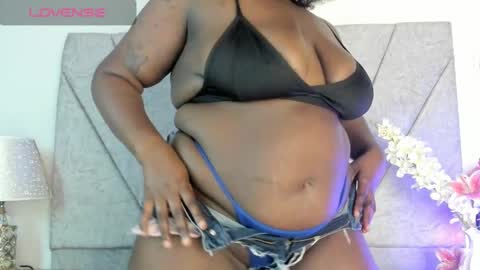 Snapshot of emilyrojas chatting on January 2025 06:10:01 PM emilyrojas online show from January 2025 06:10:01 PM