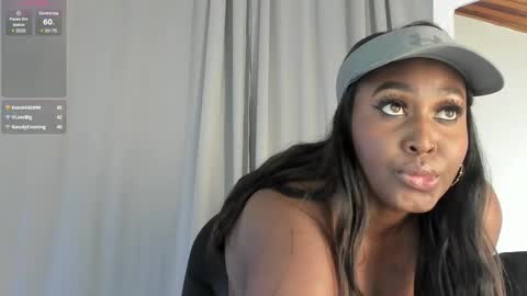 Snapshot of emilyrojas chatting on January 2025 02:07:01 PM emilyrojas online show from January 2025 02:07:01 PM