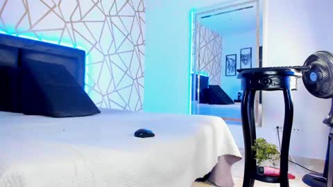 Snapshot of emilyrosee1 chatting on February 2025 09:29:01 PM online show from February 2025 09:29:01 PM