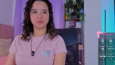 Snapshot of emilyrousex chatting on December 2025 03:29:01 PM emilyrousex online show from December 2025 03:29:01 PM