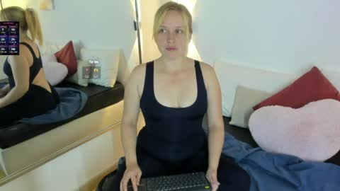 Summer 3 online show from May 2026 03:50:01 PM