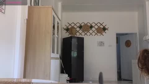 Snapshot of emilytrays chatting on February 2025 06:48:01 AM Emily wish-list online show from February 2025 06:48:01 AM