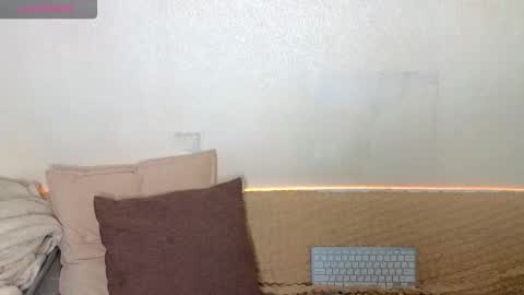 Snapshot of emilytrays chatting on February 2026 12:15:02 AM Emily wish-list online show from February 2026 12:15:02 AM