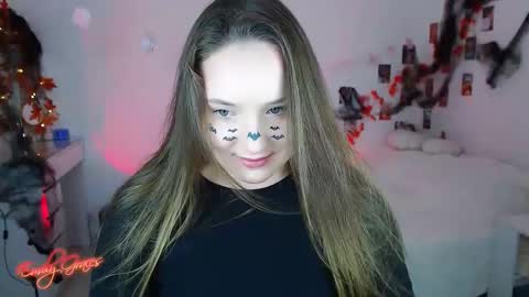 Emily online show from November 2025 12:12:01 AM