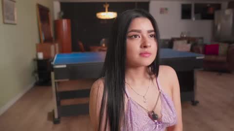 Emily  online show from May 2026 01:36:02 AM