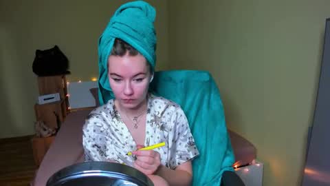 Emily online show from February 2025 10:35:02 AM