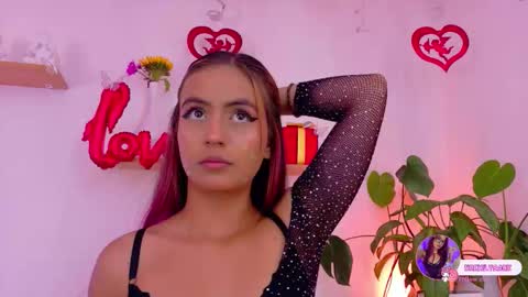 Emily Bank online show from February 2026 07:43:01 PM