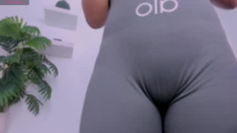 Snapshot of emilyy_kim chatting on February 2026 06:56:01 PM emilyy_kim online show from February 2026 06:56:01 PM