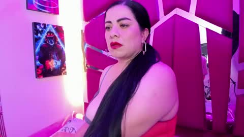 Emilyy Moon online show from June 2026 03:23:02 AM